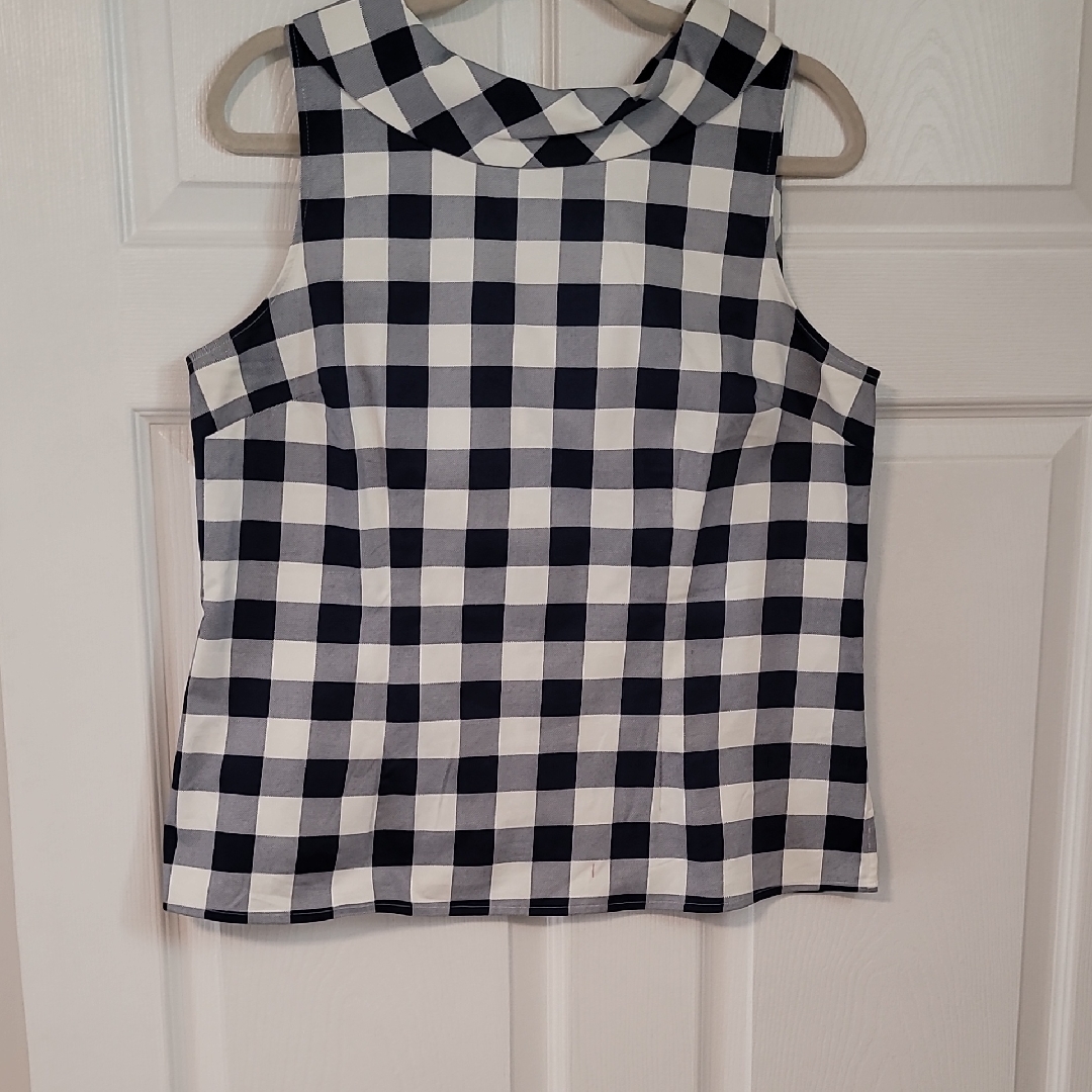 5 For $25 Talbots Navy And White Checkered Blouse